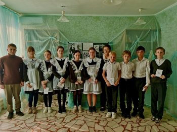 Выставка-встреча с заслуженным учителем