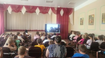 День семьи, любви и верности в пришкольном лагере